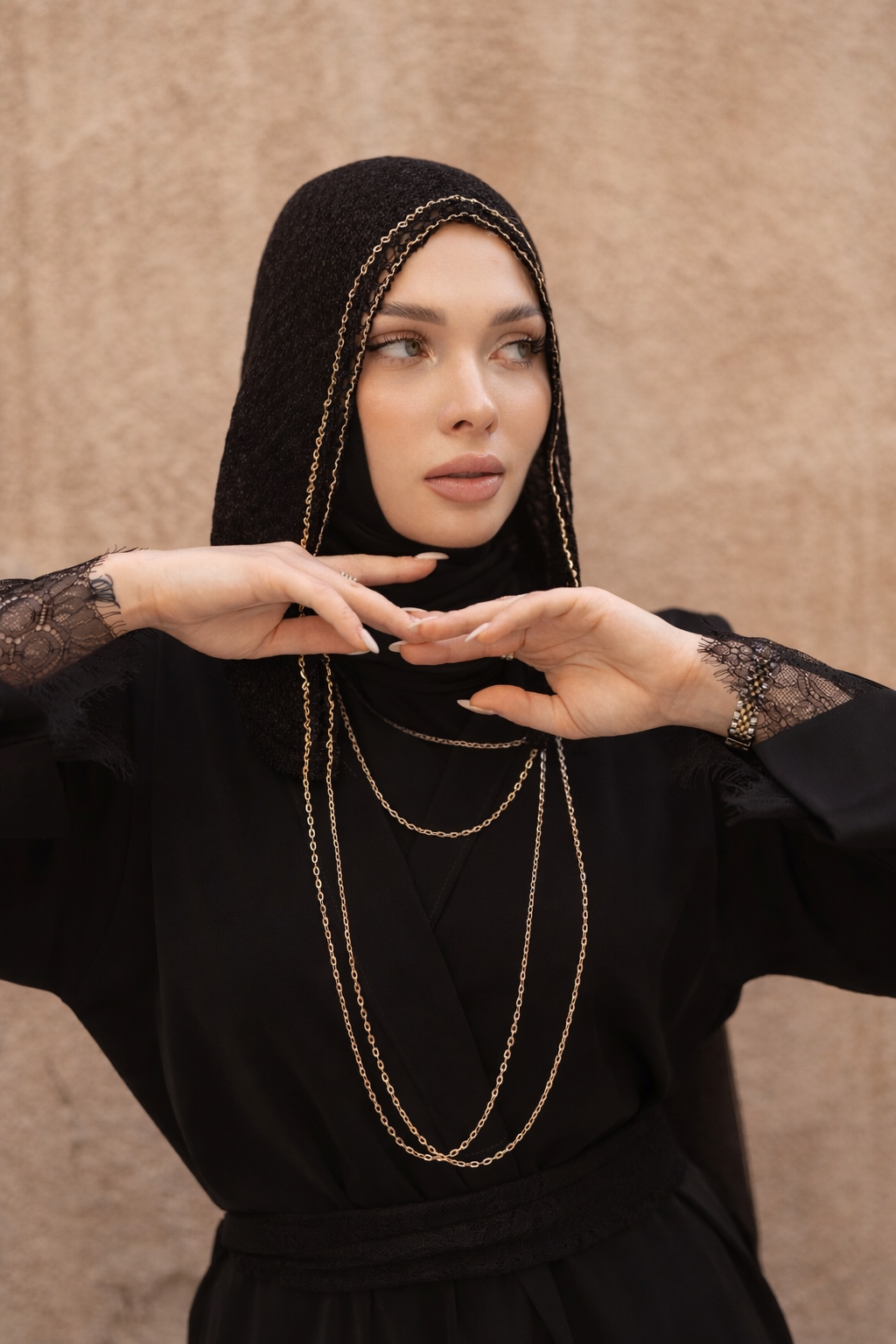 Dubai Hood - Black