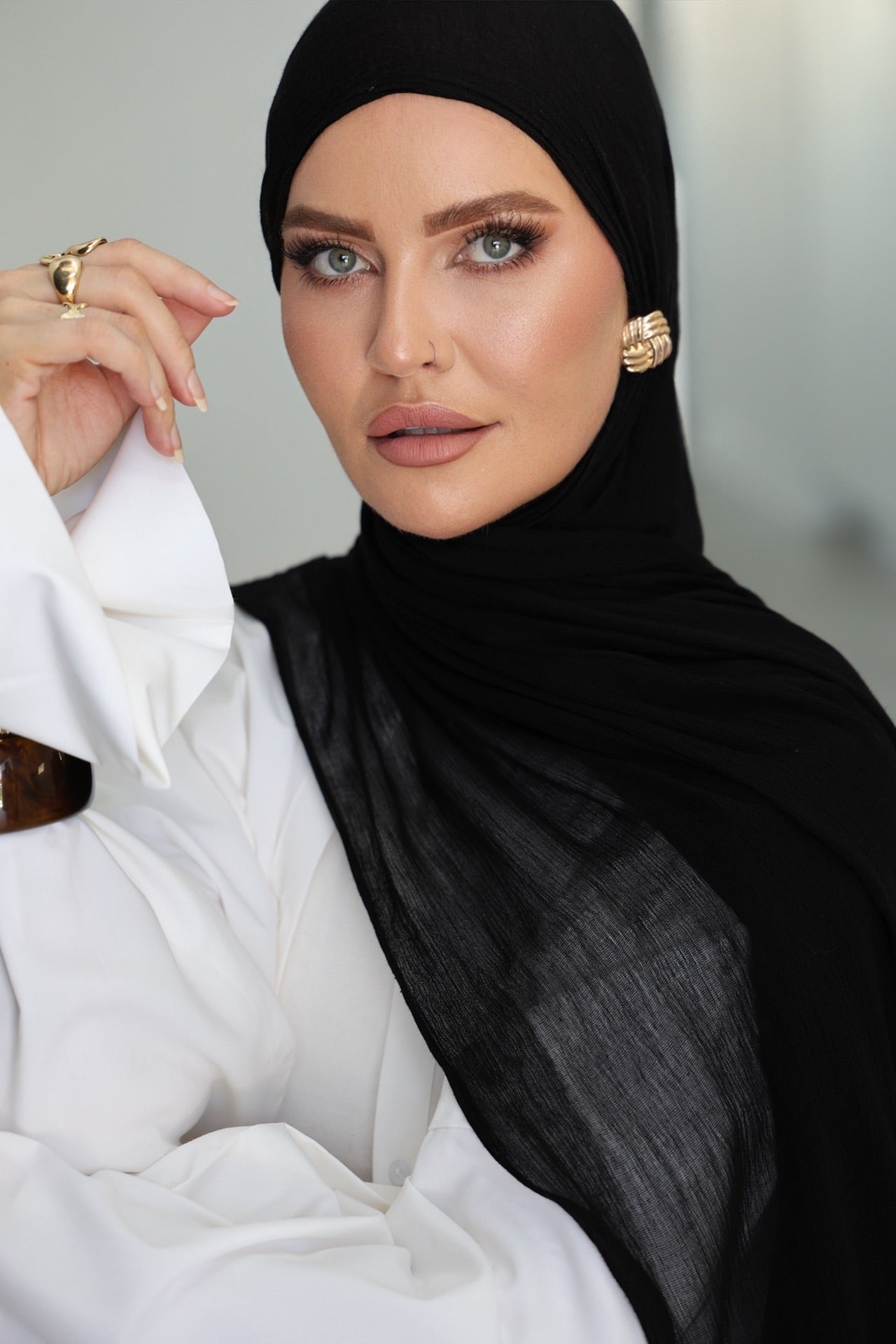 Black Butter Soft Crinkle Staple set (hijab+cap)