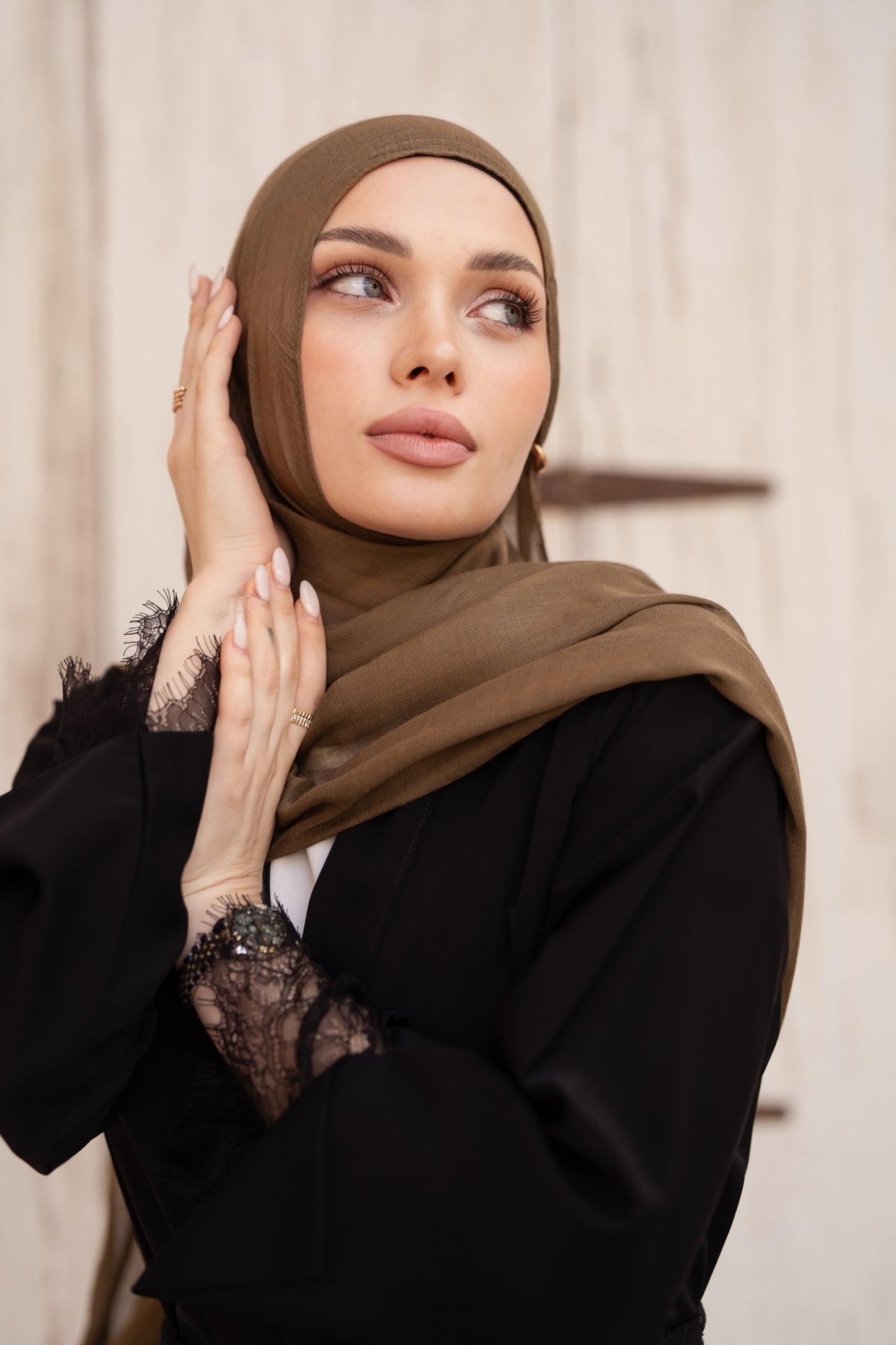 The Lace Abaya